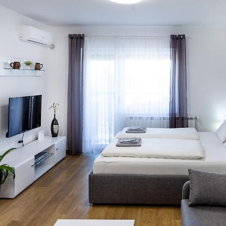 Mb Apartment Суботица Екстериор снимка