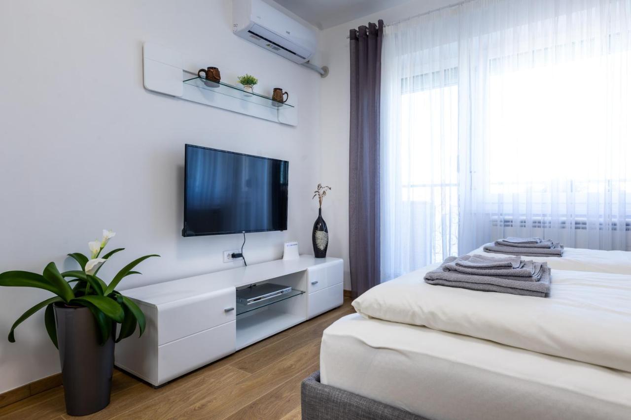 Mb Apartment Суботица Екстериор снимка