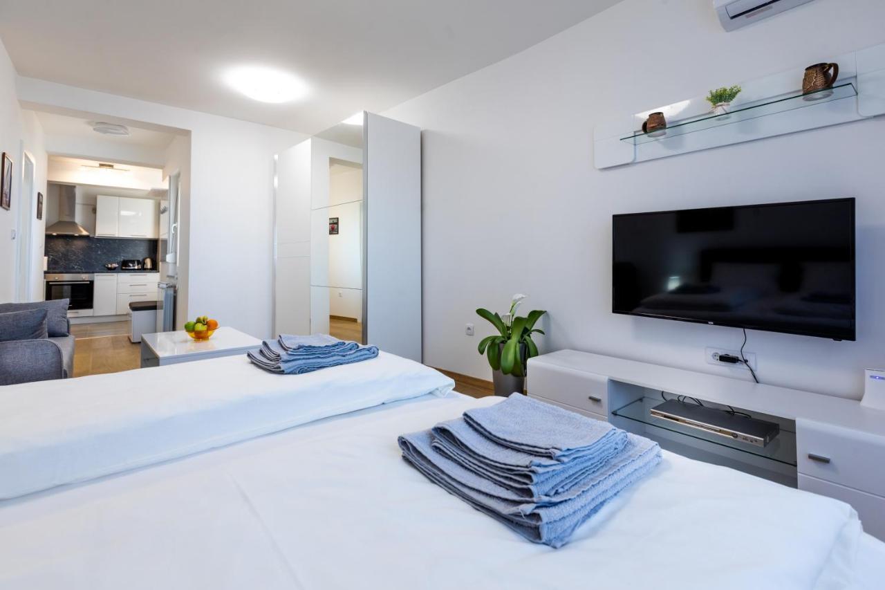 Mb Apartment Суботица Екстериор снимка