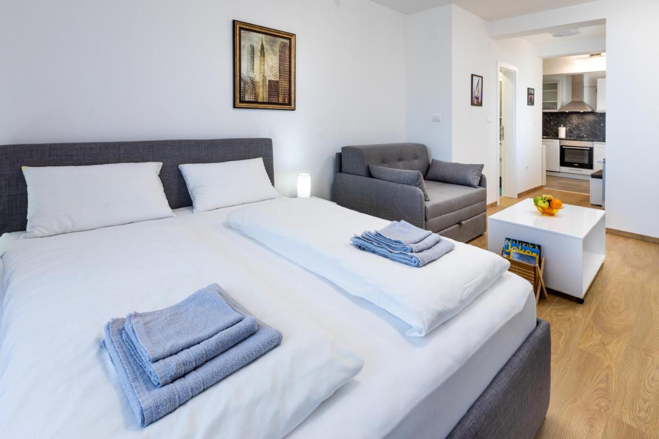 Mb Apartment Суботица Екстериор снимка