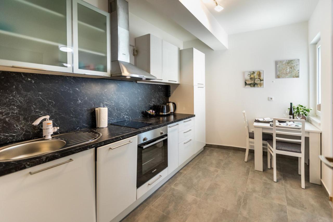 Mb Apartment Суботица Екстериор снимка